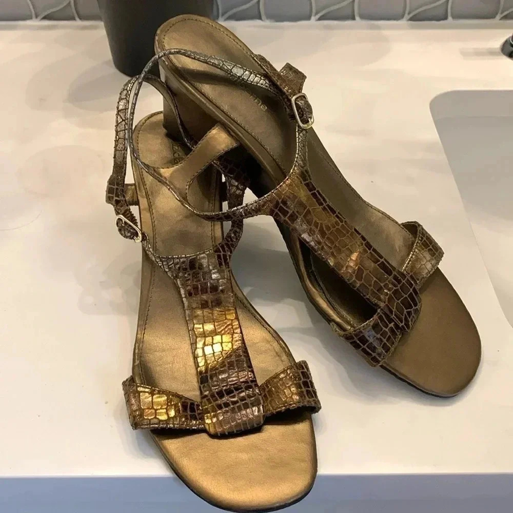 Liz Claiborne leather 10